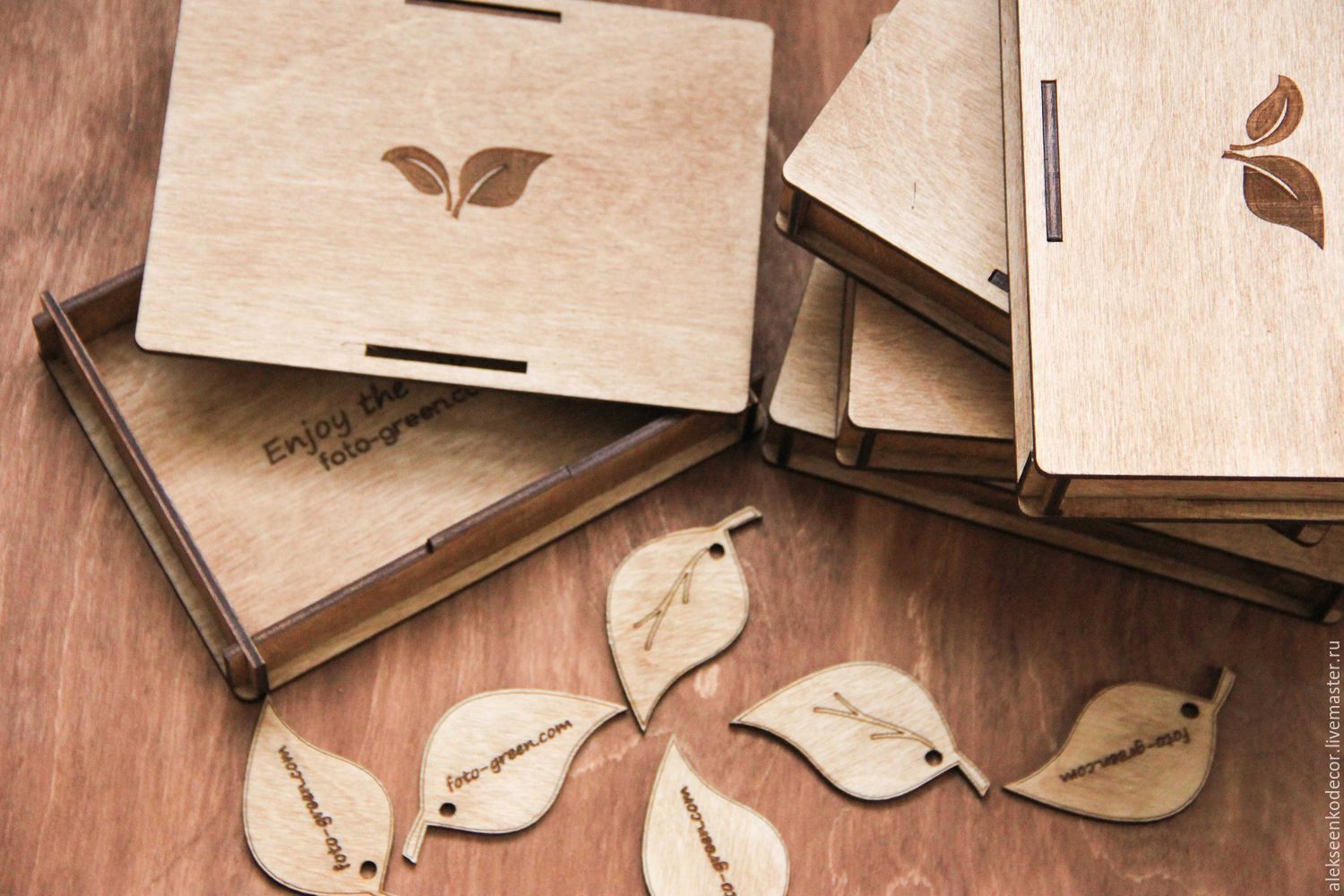 <span style="font-weight: bold;">СУВЕНИРНАЯ ПРОДУКЦИЯ </span>